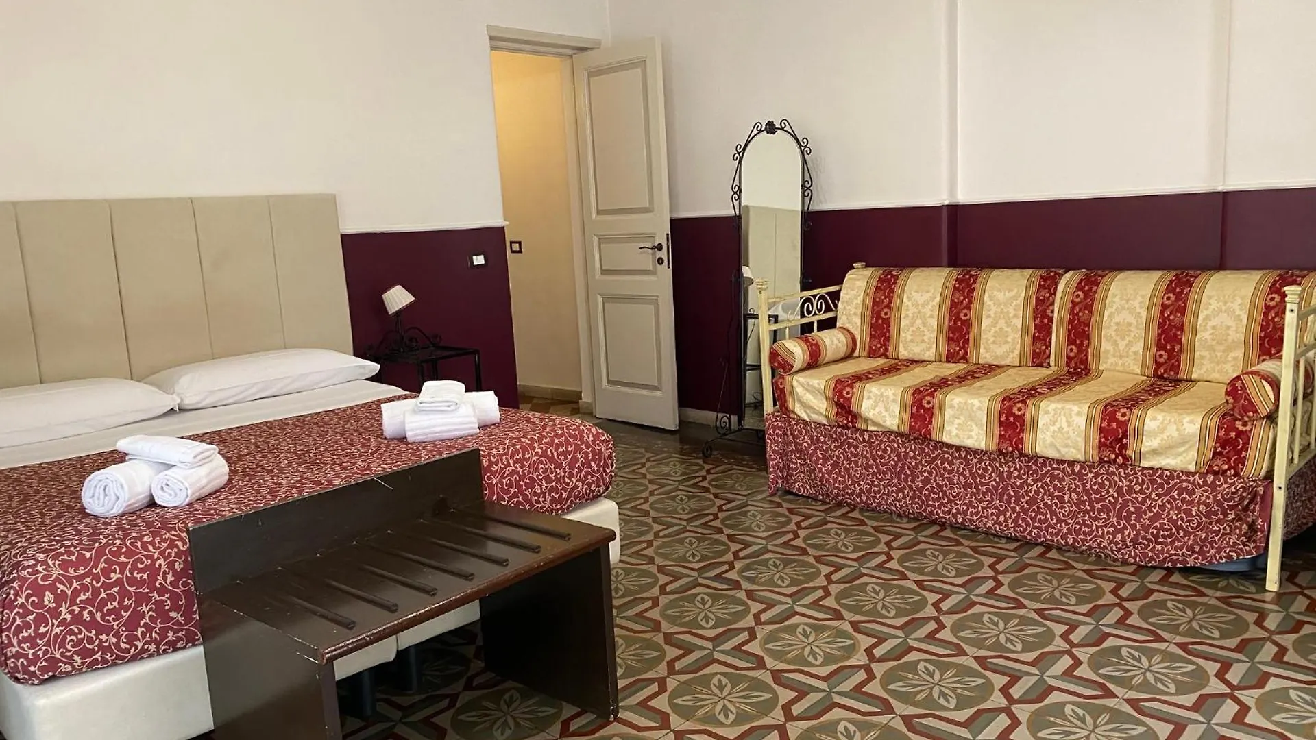 Il Gattopardo House Catania-Fontanarossai nemzetközi repülőtér 3*,