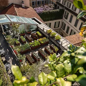 Otel Scala